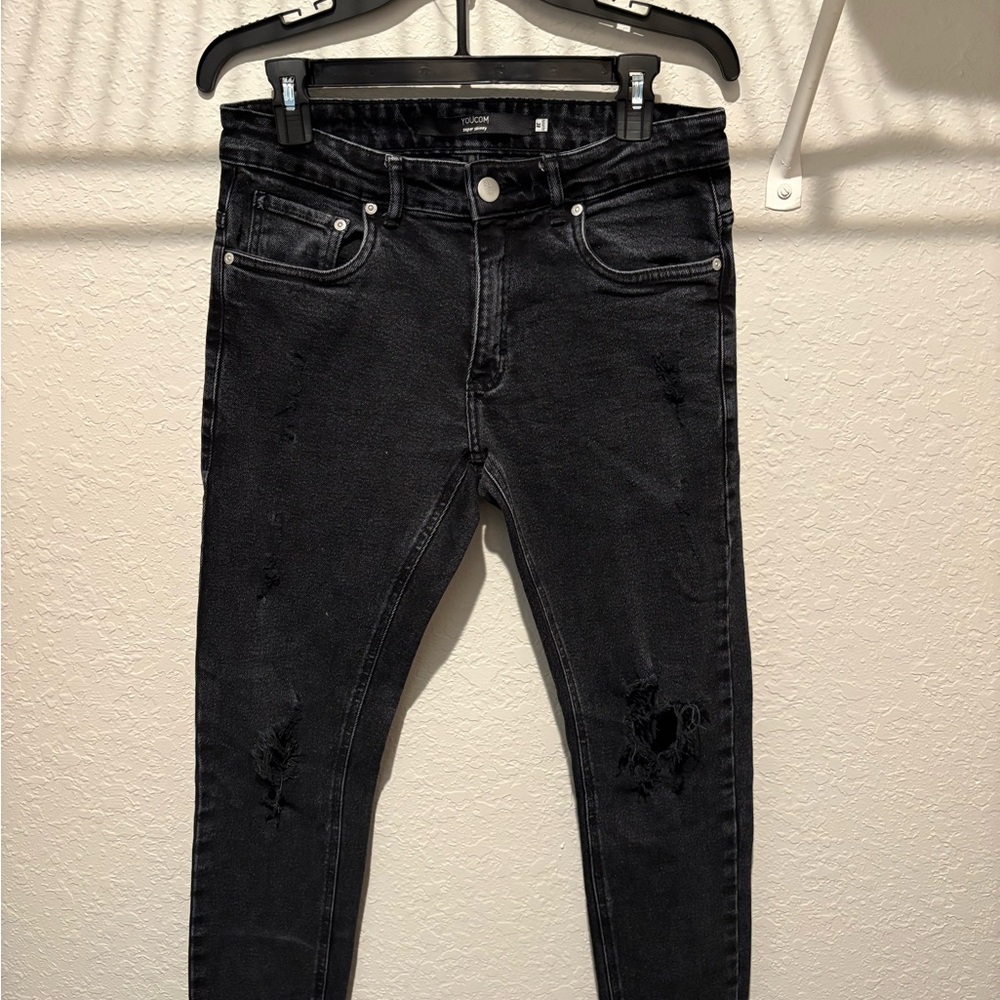 Black Distressed Jeans